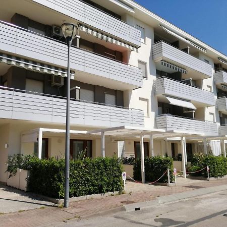 Condominio Diana Est- Gemini Bibione Buitenkant foto